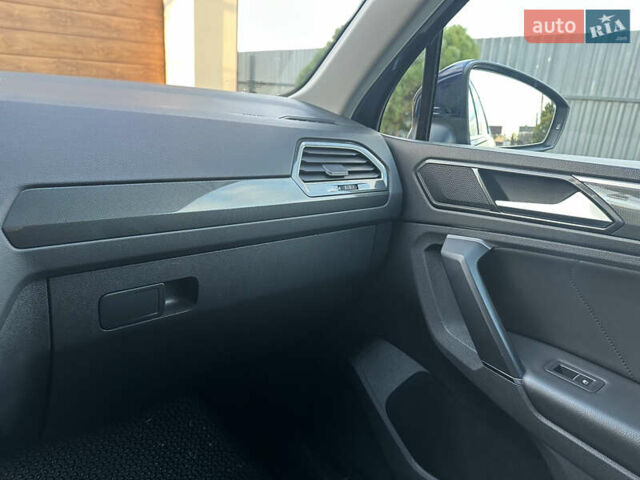 Синий Фольксваген Тигуан, объемом двигателя 1.98 л и пробегом 276 тыс. км за 23900 $, фото 49 на Automoto.ua