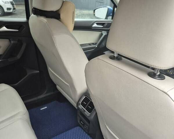 Синій Фольксваген Тігуан, об'ємом двигуна 1.98 л та пробігом 202 тис. км за 17200 $, фото 8 на Automoto.ua