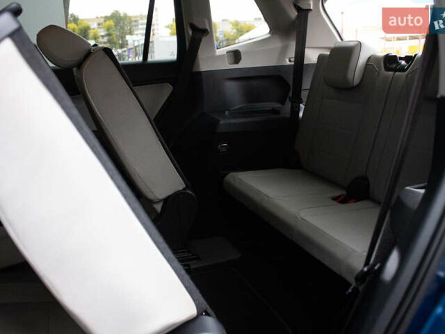 Синий Фольксваген Тигуан, объемом двигателя 2 л и пробегом 140 тыс. км за 18000 $, фото 10 на Automoto.ua