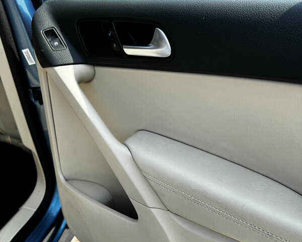 Синій Фольксваген Тігуан, об'ємом двигуна 1.98 л та пробігом 159 тис. км за 12900 $, фото 8 на Automoto.ua