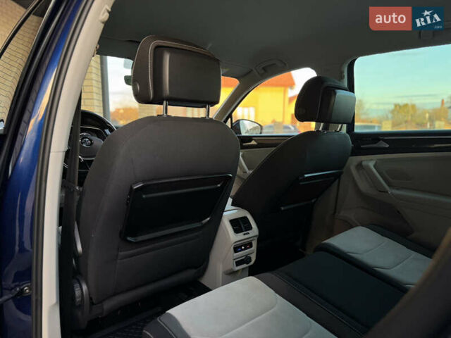 Синий Фольксваген Тигуан, объемом двигателя 2 л и пробегом 253 тыс. км за 22600 $, фото 37 на Automoto.ua