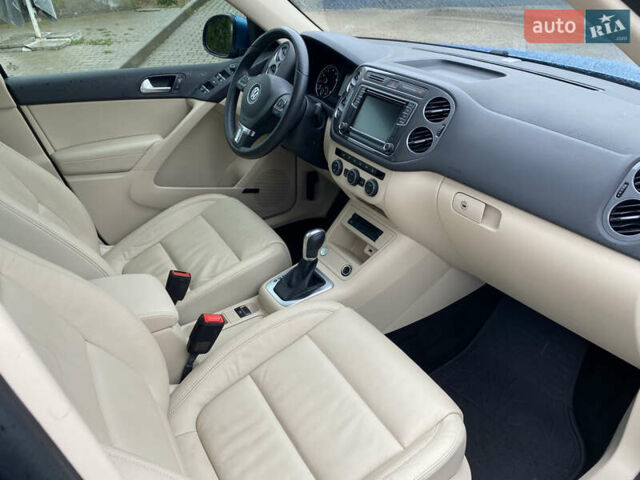 Синій Фольксваген Тігуан, об'ємом двигуна 2 л та пробігом 149 тис. км за 16950 $, фото 57 на Automoto.ua