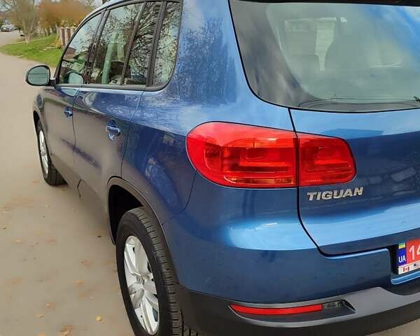 Синий Фольксваген Тигуан, объемом двигателя 2 л и пробегом 219 тыс. км за 12100 $, фото 11 на Automoto.ua