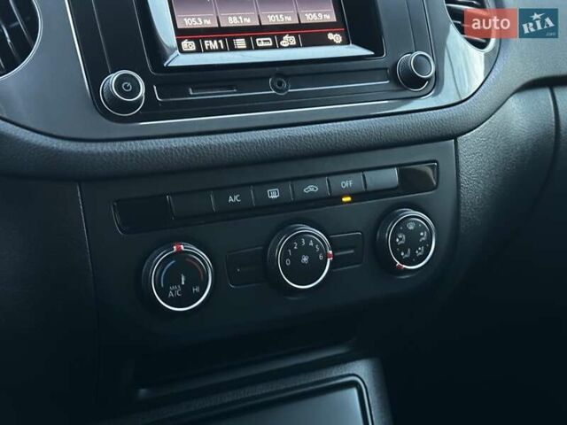 Синій Фольксваген Тігуан, об'ємом двигуна 1.98 л та пробігом 42 тис. км за 14499 $, фото 19 на Automoto.ua