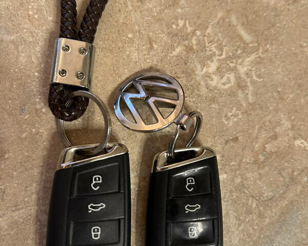 Синий Фольксваген Тигуан, объемом двигателя 1.98 л и пробегом 276 тыс. км за 23900 $, фото 56 на Automoto.ua