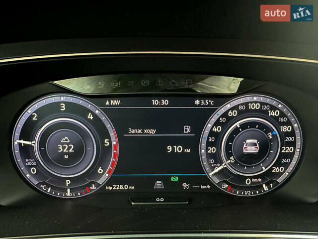 Синій Фольксваген Тігуан, об'ємом двигуна 1.98 л та пробігом 260 тис. км за 22300 $, фото 1 на Automoto.ua