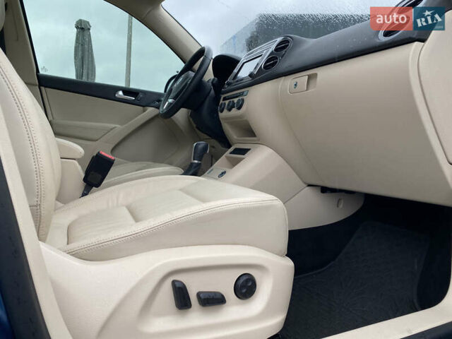 Синій Фольксваген Тігуан, об'ємом двигуна 2 л та пробігом 149 тис. км за 16950 $, фото 60 на Automoto.ua