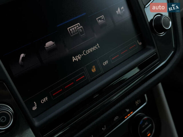 Синий Фольксваген Тигуан, объемом двигателя 2 л и пробегом 253 тыс. км за 22500 $, фото 34 на Automoto.ua