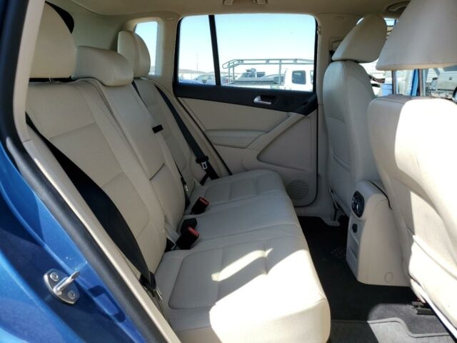 Синий Фольксваген Тигуан, объемом двигателя 2 л и пробегом 103 тыс. км за 9500 $, фото 10 на Automoto.ua