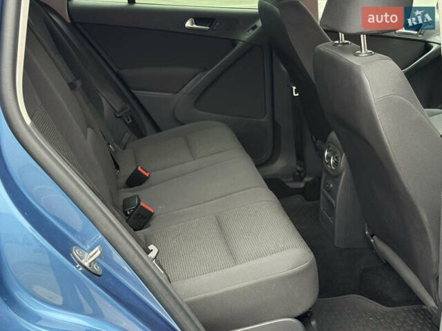 Синий Фольксваген Тигуан, объемом двигателя 1.98 л и пробегом 109 тыс. км за 12999 $, фото 31 на Automoto.ua