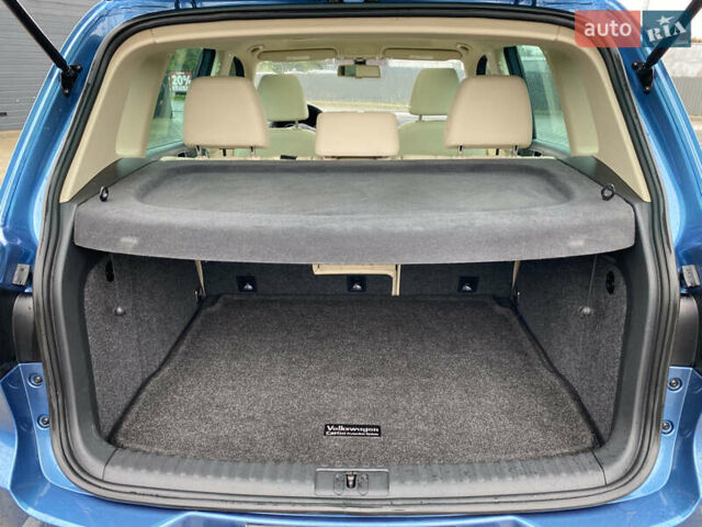 Синій Фольксваген Тігуан, об'ємом двигуна 2 л та пробігом 149 тис. км за 16950 $, фото 74 на Automoto.ua