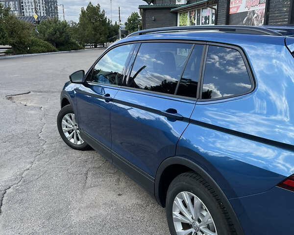 Синій Фольксваген Тігуан, об'ємом двигуна 1.98 л та пробігом 93 тис. км за 16700 $, фото 3 на Automoto.ua