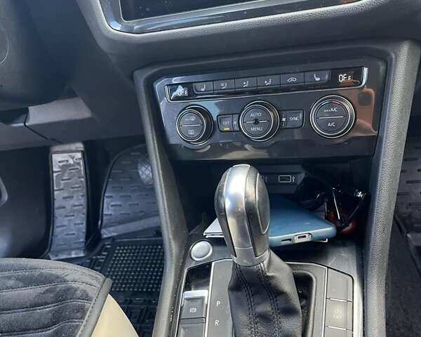 Синий Фольксваген Тигуан, объемом двигателя 2 л и пробегом 144 тыс. км за 19500 $, фото 8 на Automoto.ua