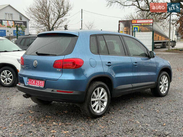 Синій Фольксваген Тігуан, об'ємом двигуна 2 л та пробігом 134 тис. км за 12300 $, фото 3 на Automoto.ua