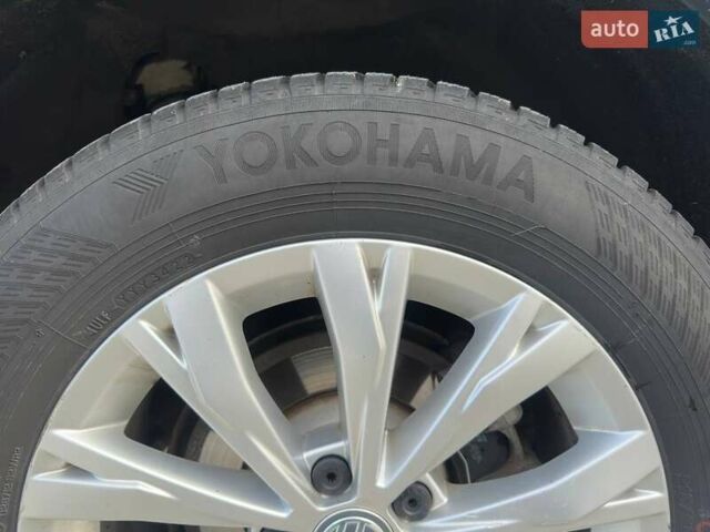 Синій Фольксваген Тігуан, об'ємом двигуна 1.98 л та пробігом 119 тис. км за 20999 $, фото 34 на Automoto.ua