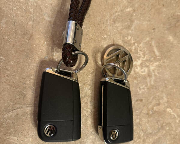 Синий Фольксваген Тигуан, объемом двигателя 1.98 л и пробегом 276 тыс. км за 23900 $, фото 57 на Automoto.ua