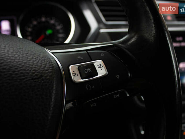 Синий Фольксваген Тигуан, объемом двигателя 2 л и пробегом 140 тыс. км за 18000 $, фото 24 на Automoto.ua