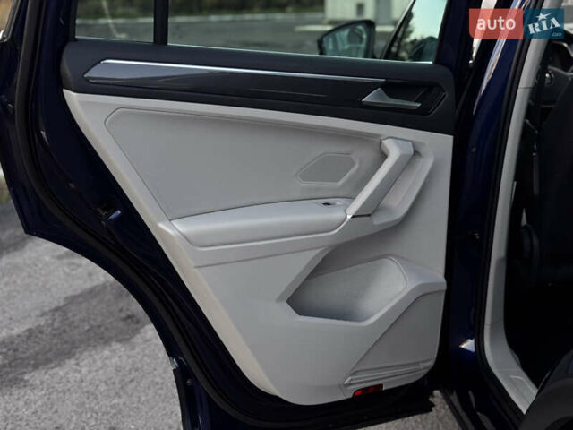 Синий Фольксваген Тигуан, объемом двигателя 2 л и пробегом 253 тыс. км за 22500 $, фото 37 на Automoto.ua