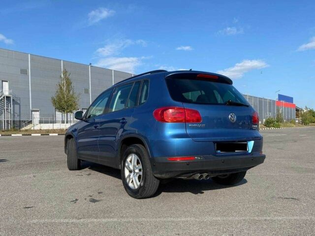 Синій Фольксваген Тігуан, об'ємом двигуна 2 л та пробігом 170 тис. км за 14000 $, фото 6 на Automoto.ua