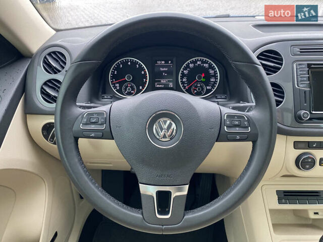 Синій Фольксваген Тігуан, об'ємом двигуна 2 л та пробігом 149 тис. км за 16950 $, фото 26 на Automoto.ua