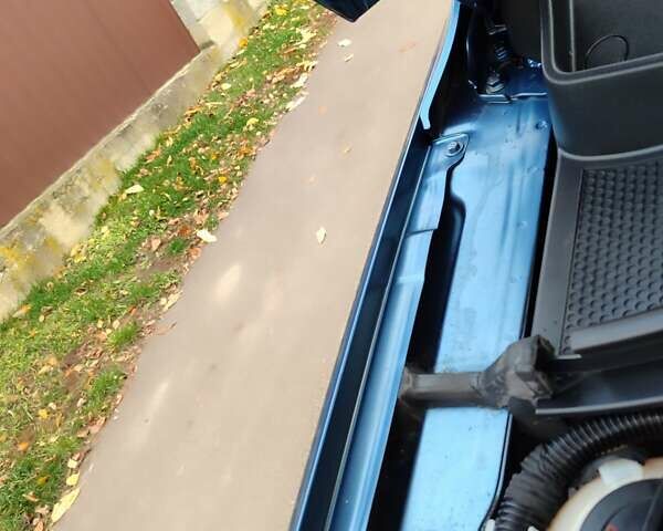 Синий Фольксваген Тигуан, объемом двигателя 2 л и пробегом 219 тыс. км за 12100 $, фото 23 на Automoto.ua