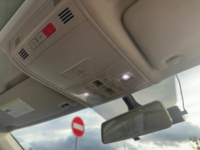 Синій Фольксваген Тігуан, об'ємом двигуна 2 л та пробігом 119 тис. км за 20999 $, фото 21 на Automoto.ua