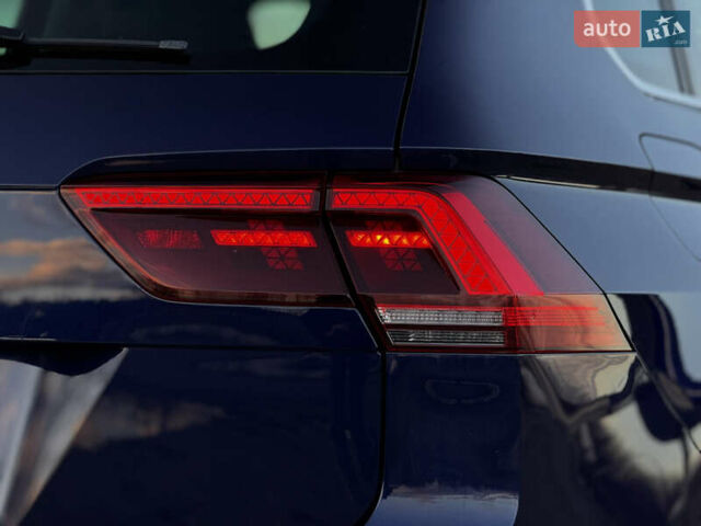 Синий Фольксваген Тигуан, объемом двигателя 2 л и пробегом 253 тыс. км за 22500 $, фото 20 на Automoto.ua