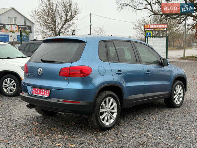 Синій Фольксваген Тігуан, об'ємом двигуна 2 л та пробігом 134 тис. км за 12300 $, фото 4 на Automoto.ua