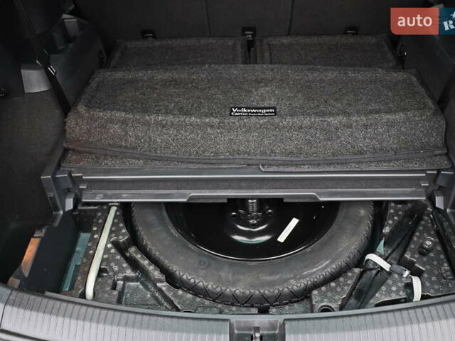 Синий Фольксваген Тигуан, объемом двигателя 2 л и пробегом 149 тыс. км за 18555 $, фото 15 на Automoto.ua