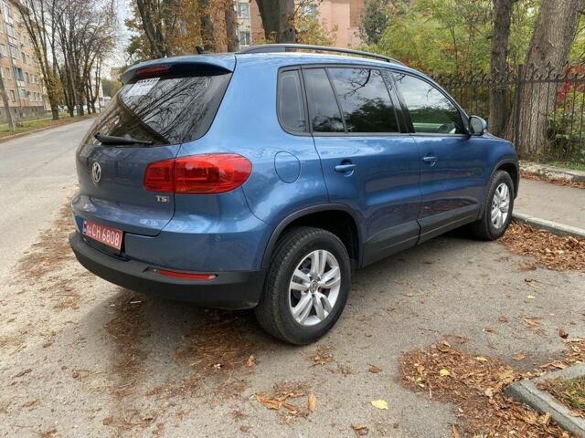 Синій Фольксваген Тігуан, об'ємом двигуна 2 л та пробігом 105 тис. км за 12750 $, фото 2 на Automoto.ua