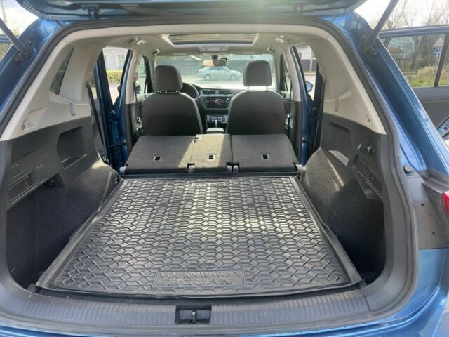 Синій Фольксваген Тігуан, об'ємом двигуна 2 л та пробігом 119 тис. км за 20999 $, фото 19 на Automoto.ua