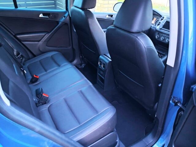 Синій Фольксваген Тігуан, об'ємом двигуна 2 л та пробігом 162 тис. км за 13300 $, фото 15 на Automoto.ua