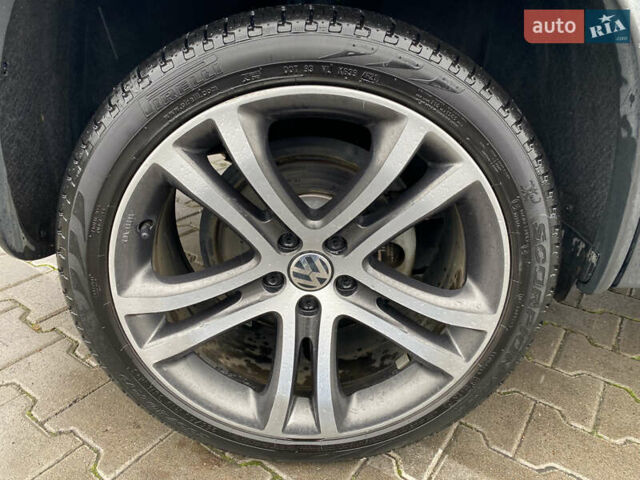 Синій Фольксваген Тігуан, об'ємом двигуна 2 л та пробігом 149 тис. км за 16950 $, фото 78 на Automoto.ua