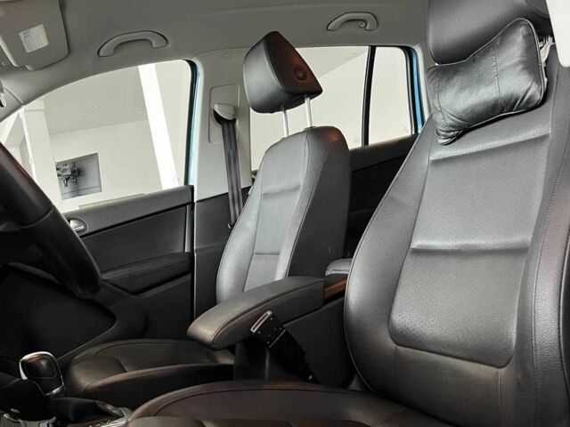 Синій Фольксваген Тігуан, об'ємом двигуна 2 л та пробігом 118 тис. км за 12650 $, фото 8 на Automoto.ua