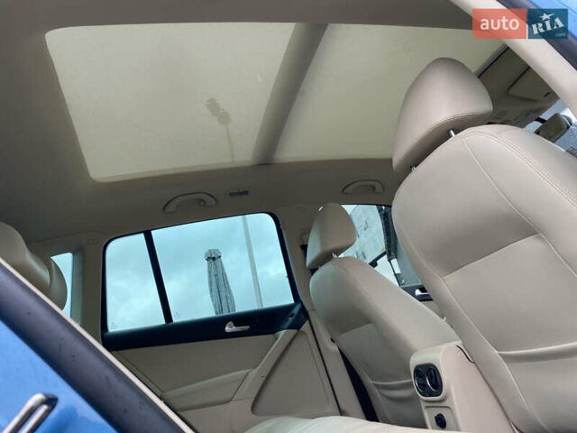 Синій Фольксваген Тігуан, об'ємом двигуна 2 л та пробігом 149 тис. км за 16950 $, фото 54 на Automoto.ua