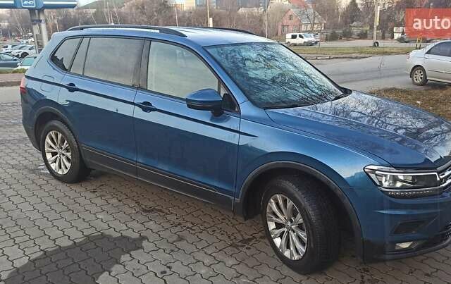 Синий Фольксваген Тигуан, объемом двигателя 1.98 л и пробегом 165 тыс. км за 19000 $, фото 17 на Automoto.ua