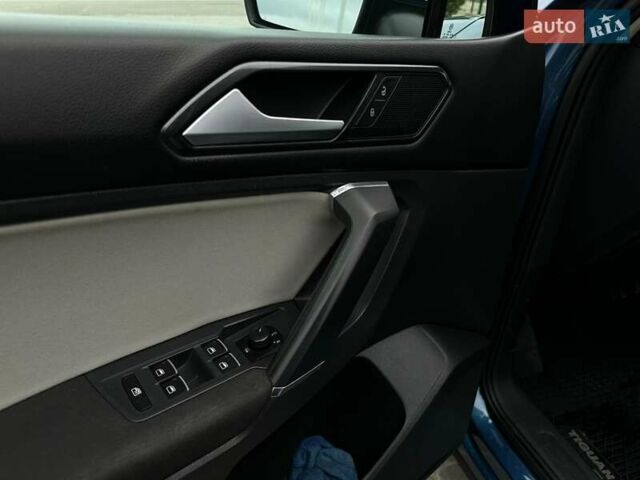 Синій Фольксваген Тігуан, об'ємом двигуна 1.98 л та пробігом 210 тис. км за 15400 $, фото 4 на Automoto.ua