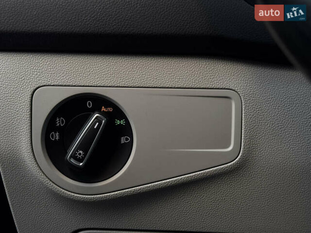 Синий Фольксваген Тигуан, объемом двигателя 2 л и пробегом 253 тыс. км за 22500 $, фото 28 на Automoto.ua