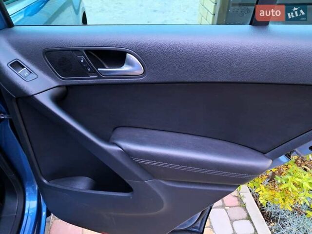 Синій Фольксваген Тігуан, об'ємом двигуна 1.98 л та пробігом 162 тис. км за 13300 $, фото 16 на Automoto.ua