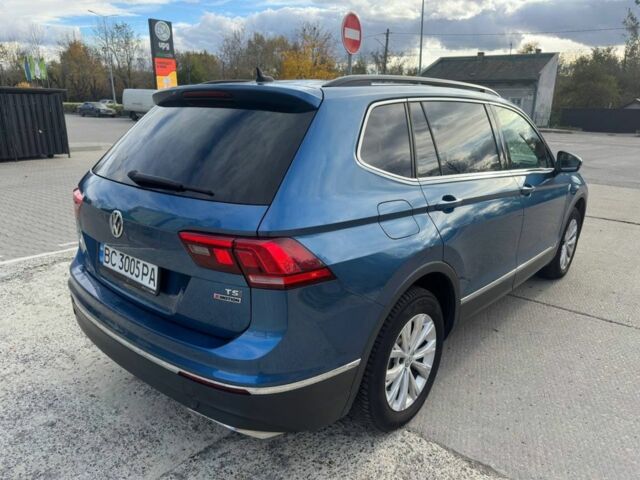 Синій Фольксваген Тігуан, об'ємом двигуна 2 л та пробігом 119 тис. км за 20999 $, фото 3 на Automoto.ua