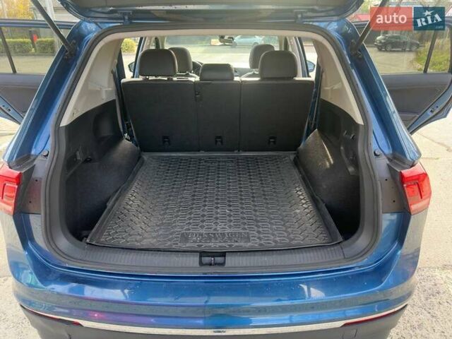 Синій Фольксваген Тігуан, об'ємом двигуна 1.98 л та пробігом 119 тис. км за 20999 $, фото 26 на Automoto.ua