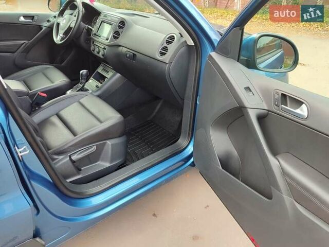 Синий Фольксваген Тигуан, объемом двигателя 2 л и пробегом 219 тыс. км за 12100 $, фото 21 на Automoto.ua