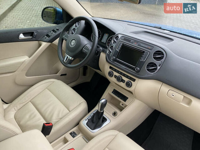 Синій Фольксваген Тігуан, об'ємом двигуна 2 л та пробігом 149 тис. км за 16950 $, фото 59 на Automoto.ua