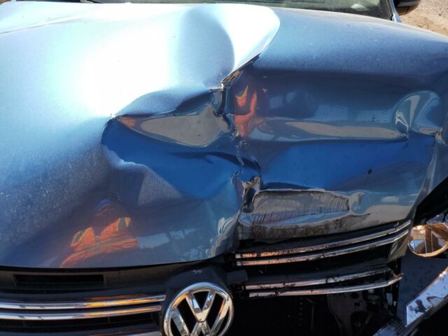 Синий Фольксваген Тигуан, объемом двигателя 2 л и пробегом 103 тыс. км за 9500 $, фото 11 на Automoto.ua