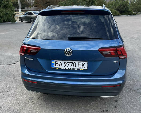 Синій Фольксваген Тігуан, об'ємом двигуна 1.98 л та пробігом 93 тис. км за 16700 $, фото 5 на Automoto.ua