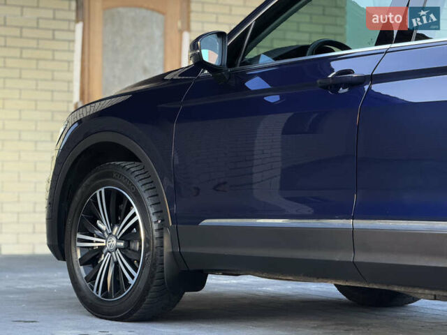 Синий Фольксваген Тигуан, объемом двигателя 2 л и пробегом 253 тыс. км за 22600 $, фото 22 на Automoto.ua