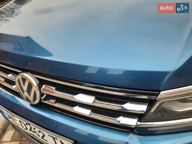 Синий Фольксваген Тигуан, объемом двигателя 1.98 л и пробегом 236 тыс. км за 16500 $, фото 7 на Automoto.ua