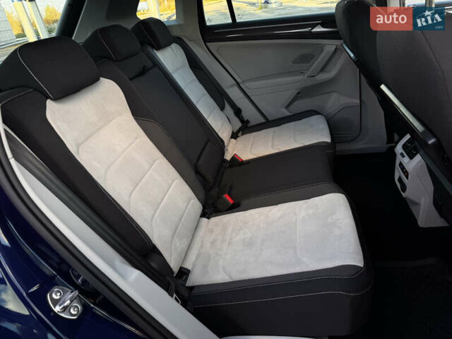 Синий Фольксваген Тигуан, объемом двигателя 2 л и пробегом 253 тыс. км за 22500 $, фото 43 на Automoto.ua