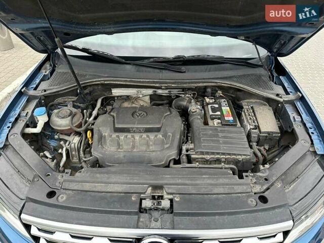 Синій Фольксваген Тігуан, об'ємом двигуна 1.98 л та пробігом 210 тис. км за 15400 $, фото 5 на Automoto.ua