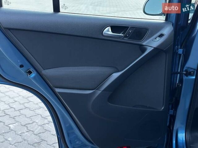 Синій Фольксваген Тігуан, об'ємом двигуна 1.98 л та пробігом 42 тис. км за 14499 $, фото 23 на Automoto.ua